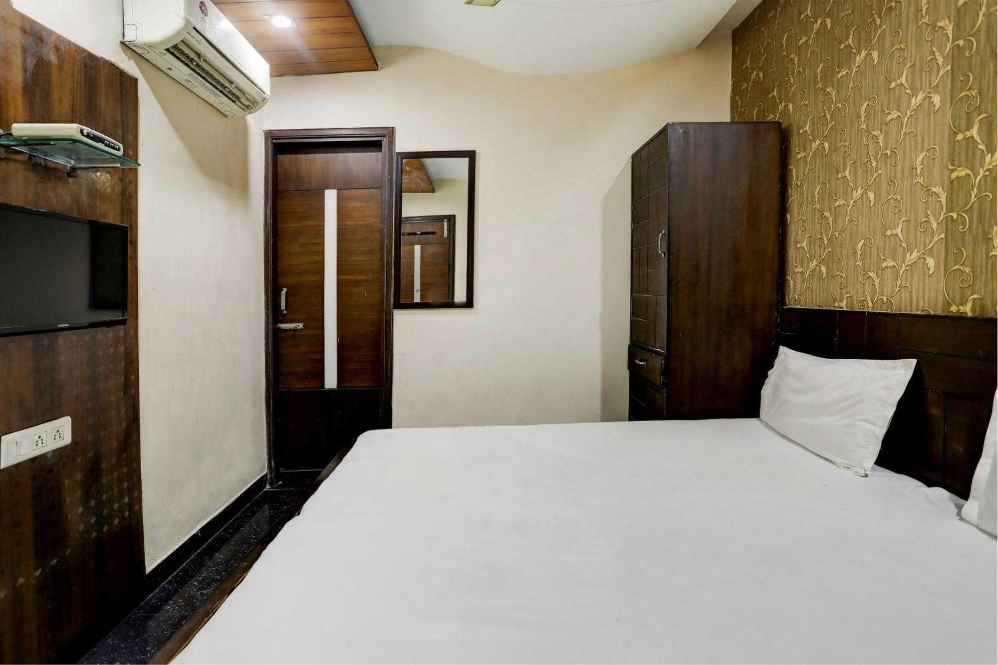 Hotel O Hcn Λουντιάνα Εξωτερικό φωτογραφία