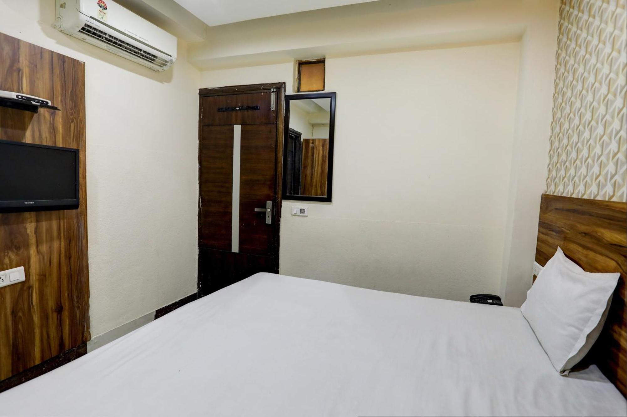 Hotel O Hcn Λουντιάνα Εξωτερικό φωτογραφία